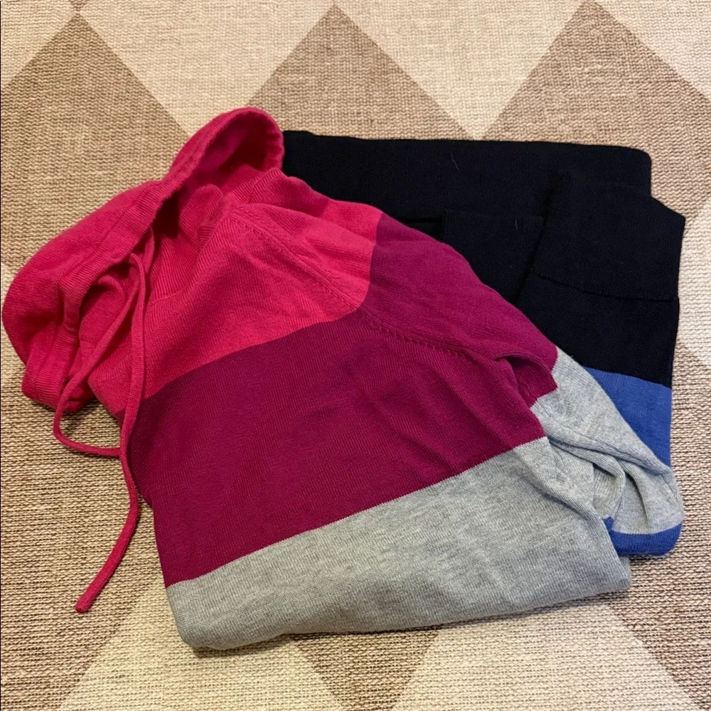 Colorblock Sweater - Picture 2 of 3